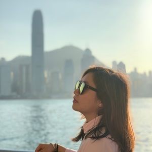 Meet your Posher, Ying